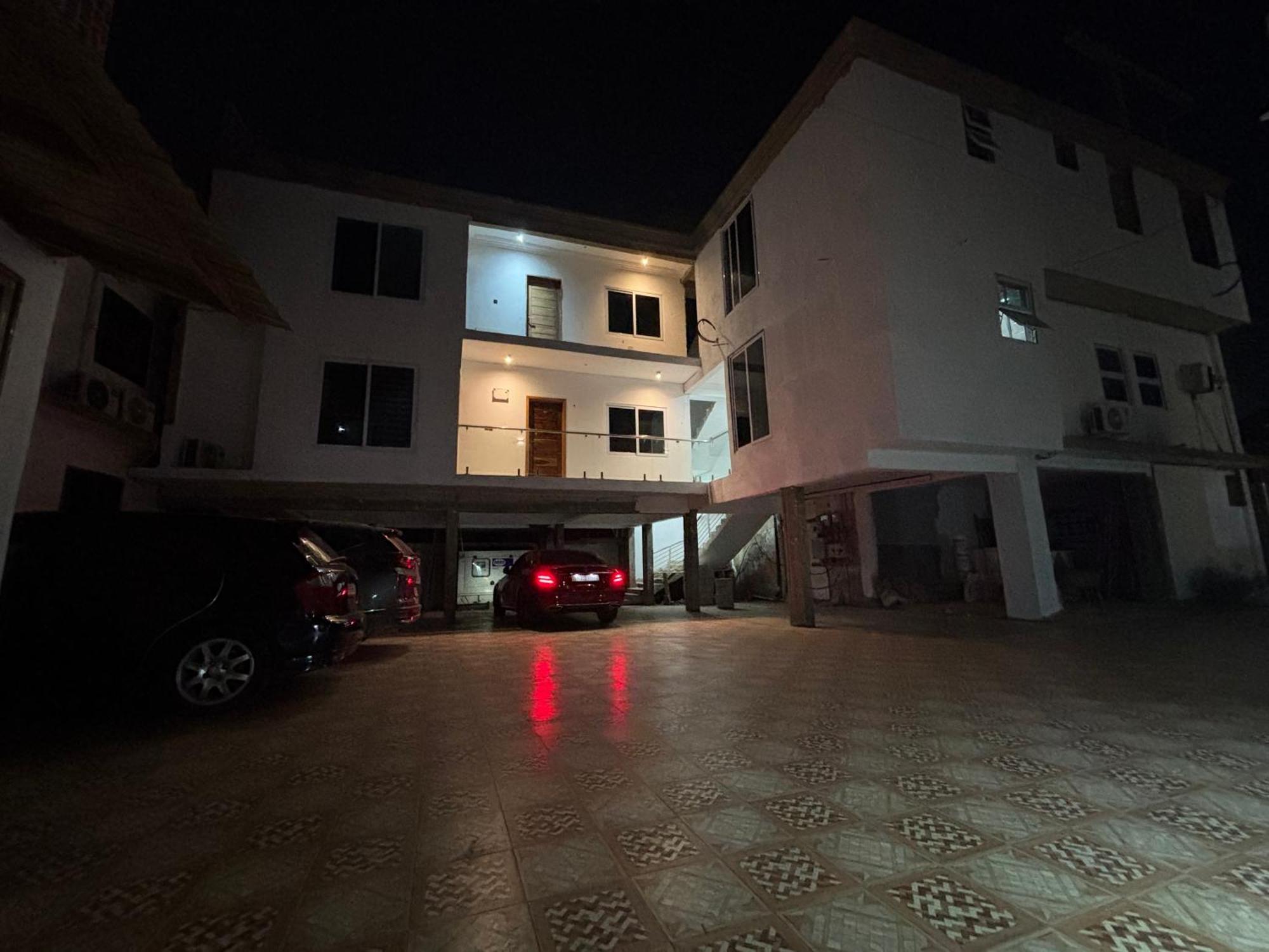 Madina Bonsukoda Lodge מראה חיצוני תמונה